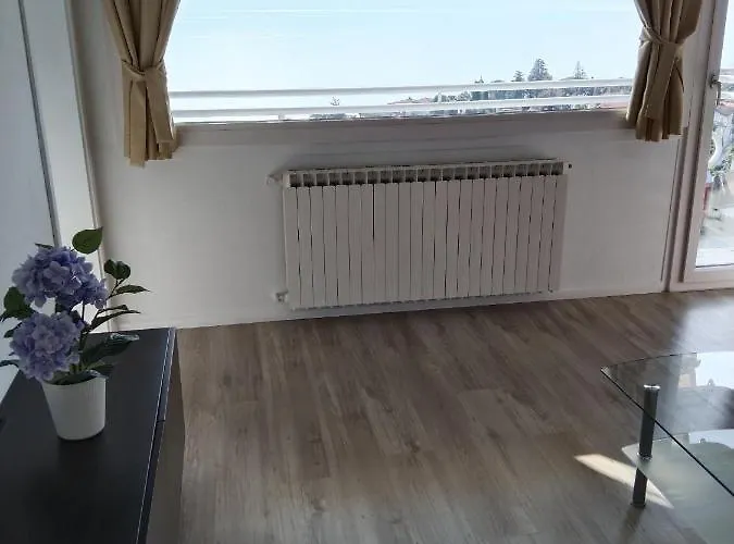 Viewpoint Cannero كانيرو ريفييرا